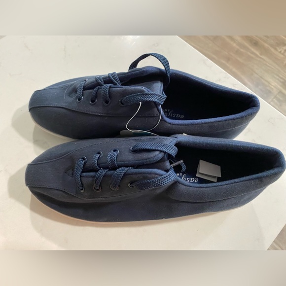 NWT Easy Spirit AP1 Walking Shoes dark blue suede size 7.5 - Picture 4 of 9